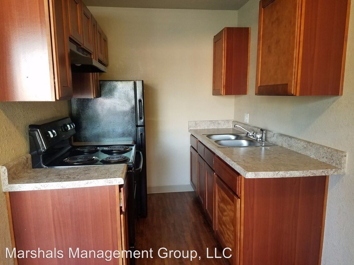Primary Photo - 4723-4729 S 30th St