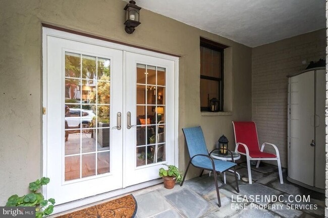 Foto del edificio - 1207 Columbia Rd NW