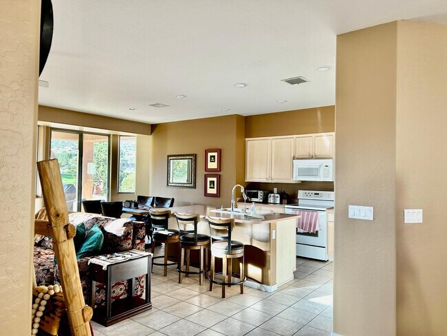 Foto del edificio - 1040 Crown Ridge Rd