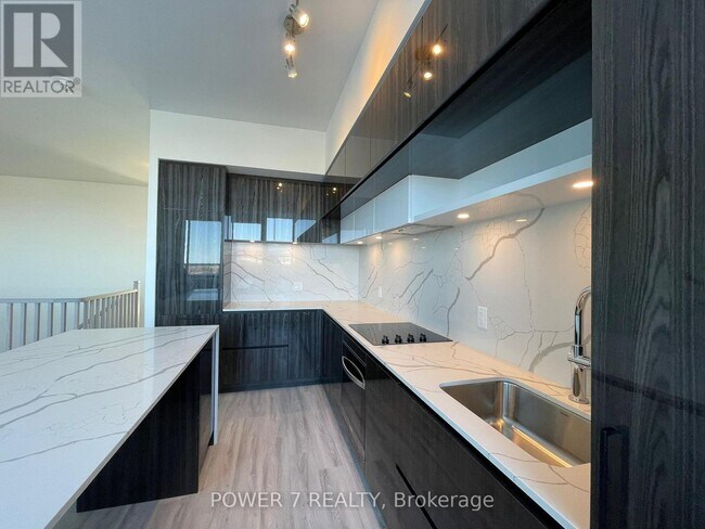 Building Photo - 6 David Eyer Rd