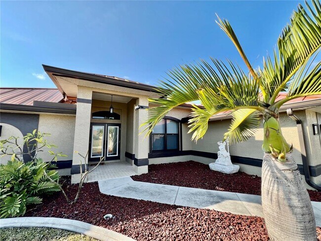 Foto del edificio - 426 NW 37th Pl