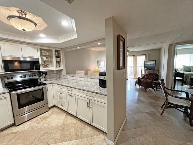 Building Photo - 7175 A1A S