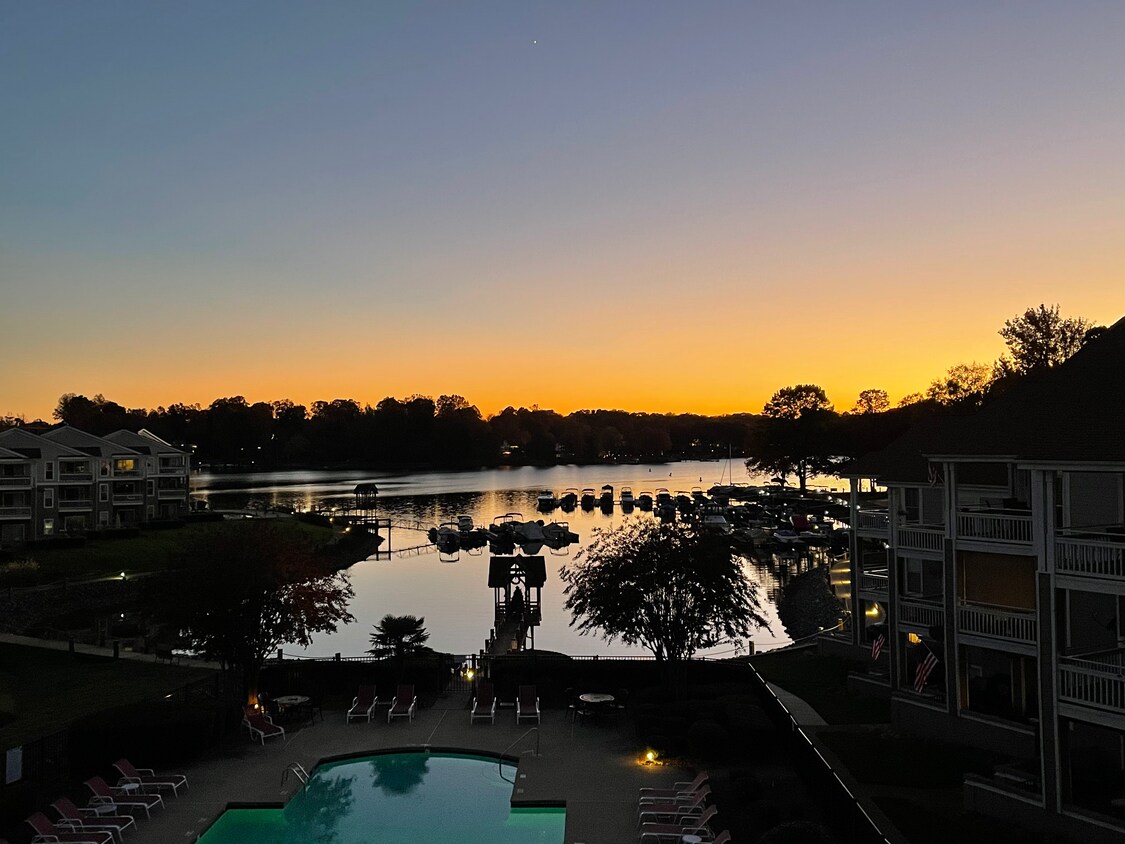 1033 Southwest Dr Unit 1033, Davidson, NC 28036 Condo for Rent in