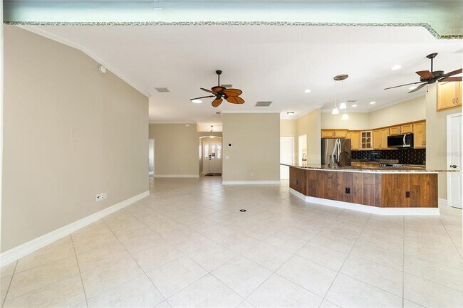 Building Photo - 1109 Alcove Loop