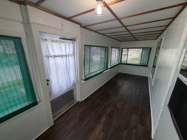 Building Photo - 66 3rd St
