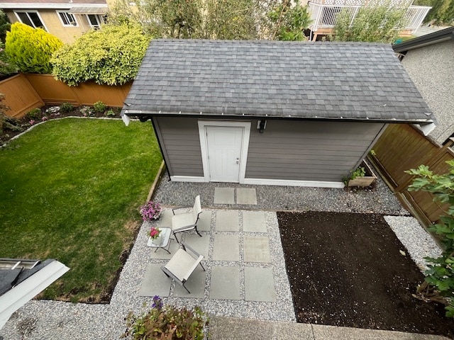 Studio - 4890 55B St