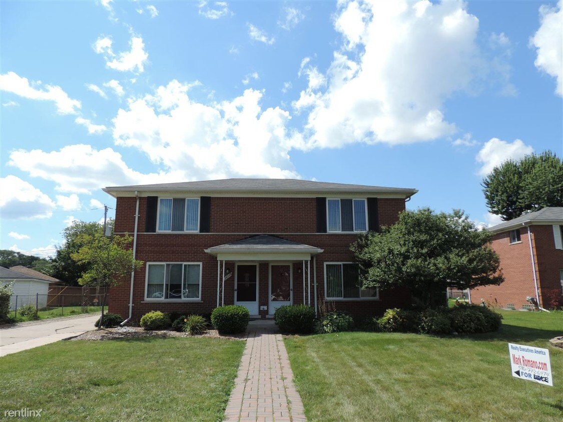 Primary Photo - 26513 Jefferson Ave