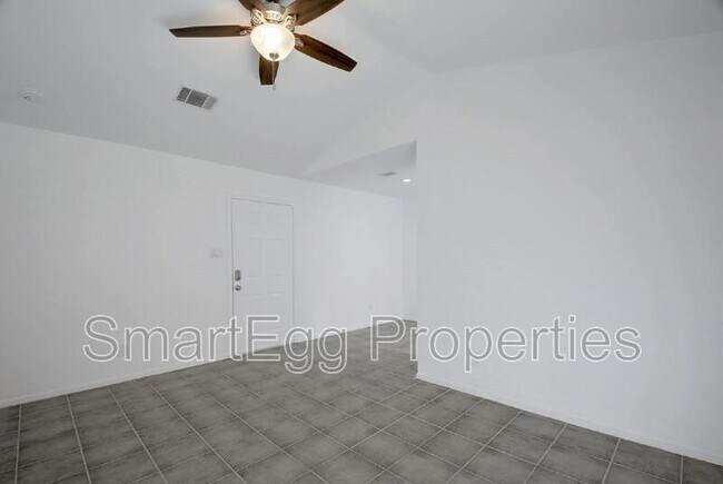 Building Photo - 6903 Deatonhill Dr