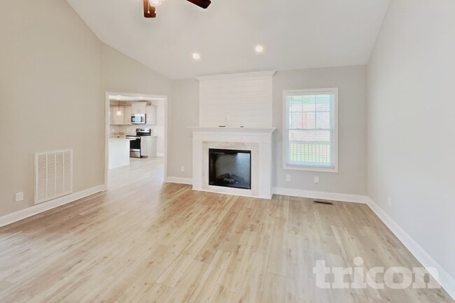 Building Photo - 508 Macy Lynn Dr