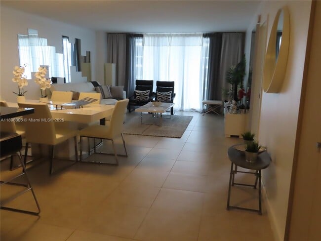 Building Photo - 5701 Collins Ave