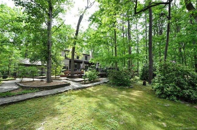 Building Photo - 24 Hidden Acres Dr