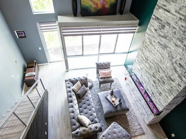 Foto del edificio - 969 Sigsbee St