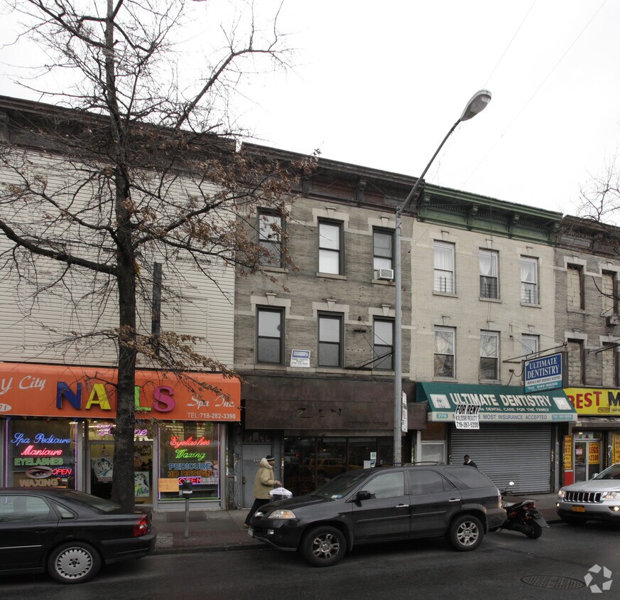 Primary Photo - 773 Flatbush Ave