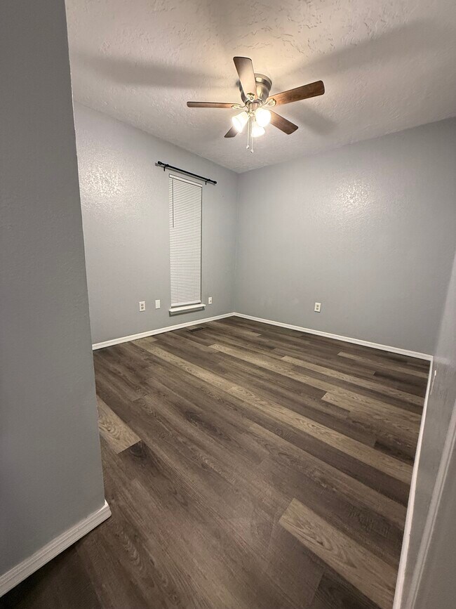 Foto del edificio - 11928 SW 7th St