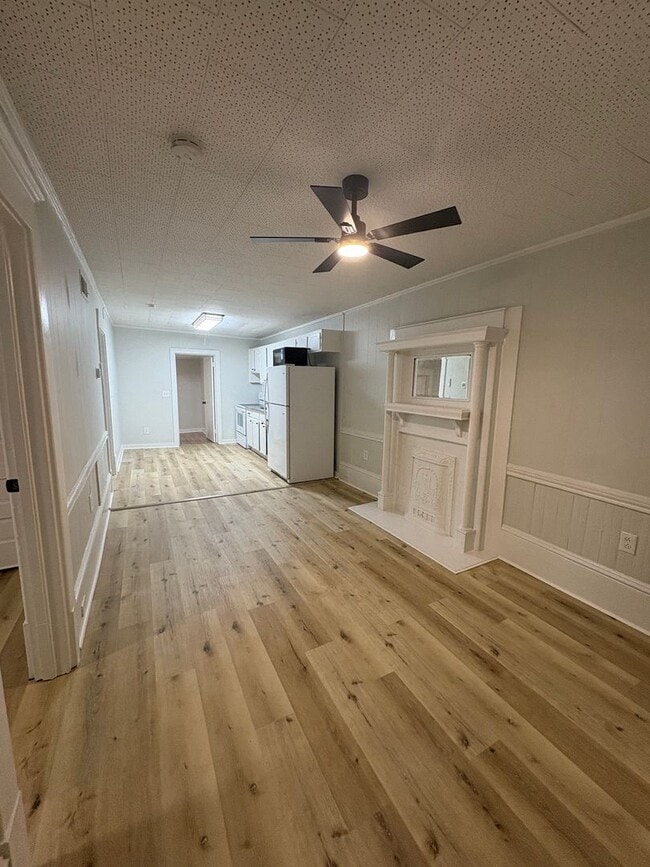 Building Photo - 2423 Patria St