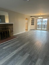 Building Photo - 335 S Lincoln Ave