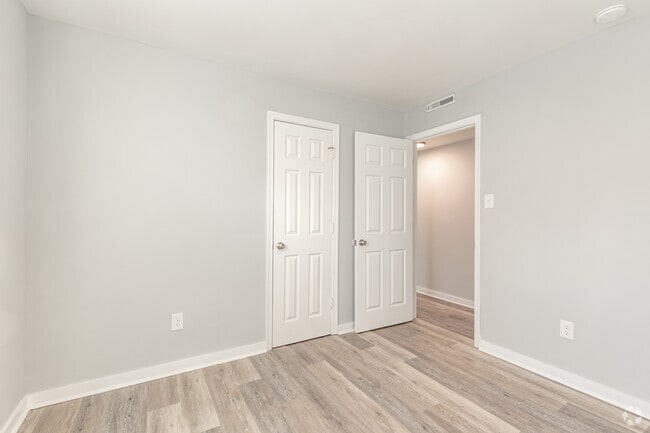 2BR, 1BA - Park Northside Apartments