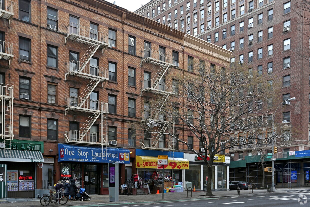 Building Photo - 592 Amsterdam Ave