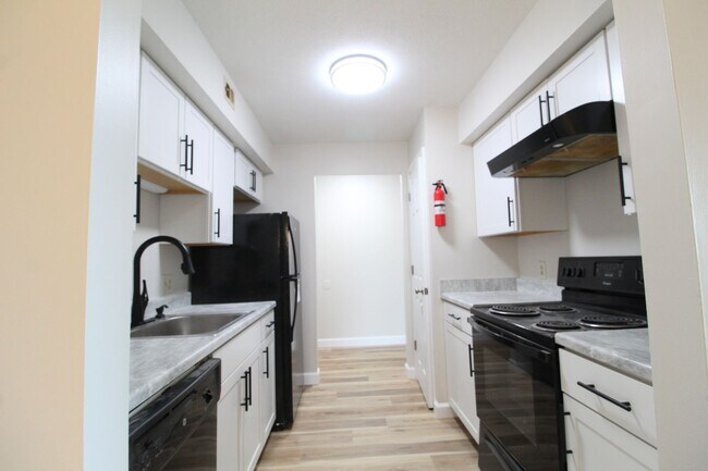 Foto del edificio - 1018 Blue Ridge Dr