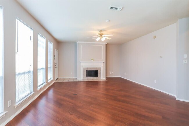Building Photo - 9926 Murray Landing