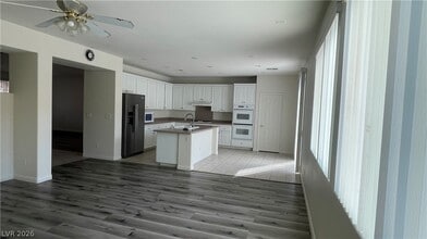 Building Photo - 3107 Lenoir St
