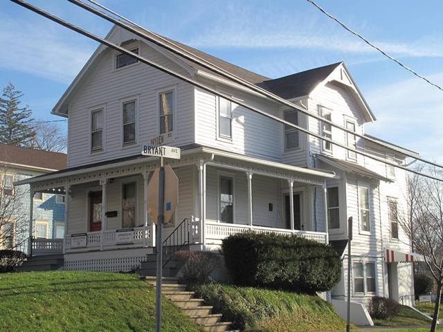 Building Photo - 405 Dryden Rd