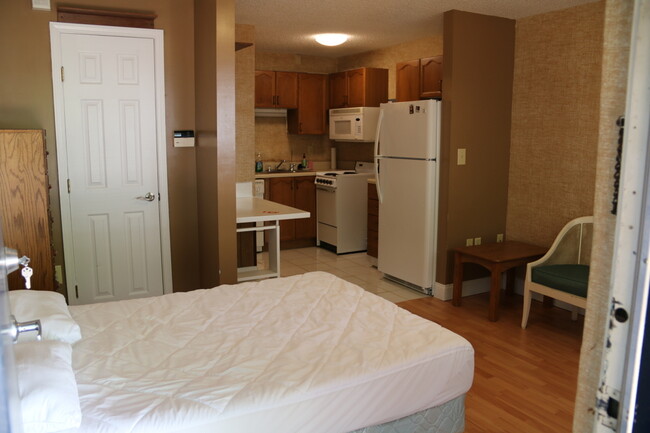 Foto del edificio - Efficiency Apartment Close to AU Campus