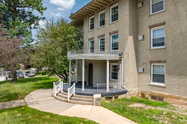 Building Photo - Manlius Academy