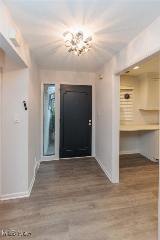 Foto del edificio - 2500 Deborah Dr