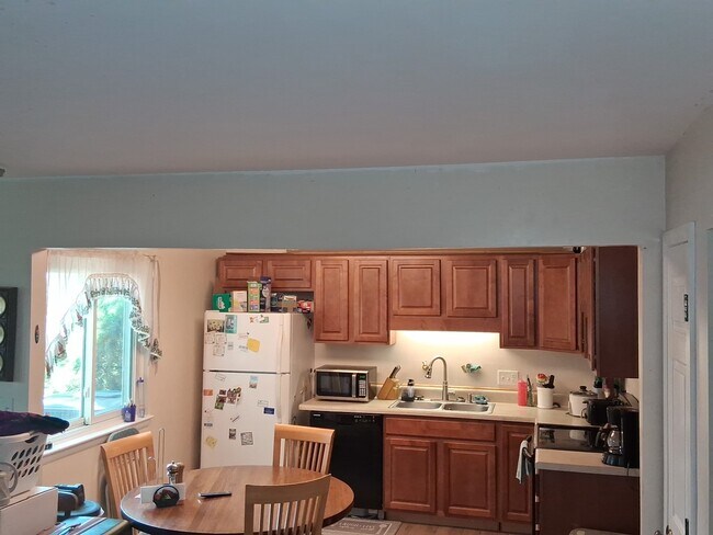 Foto del edificio - 875 Carew Rd