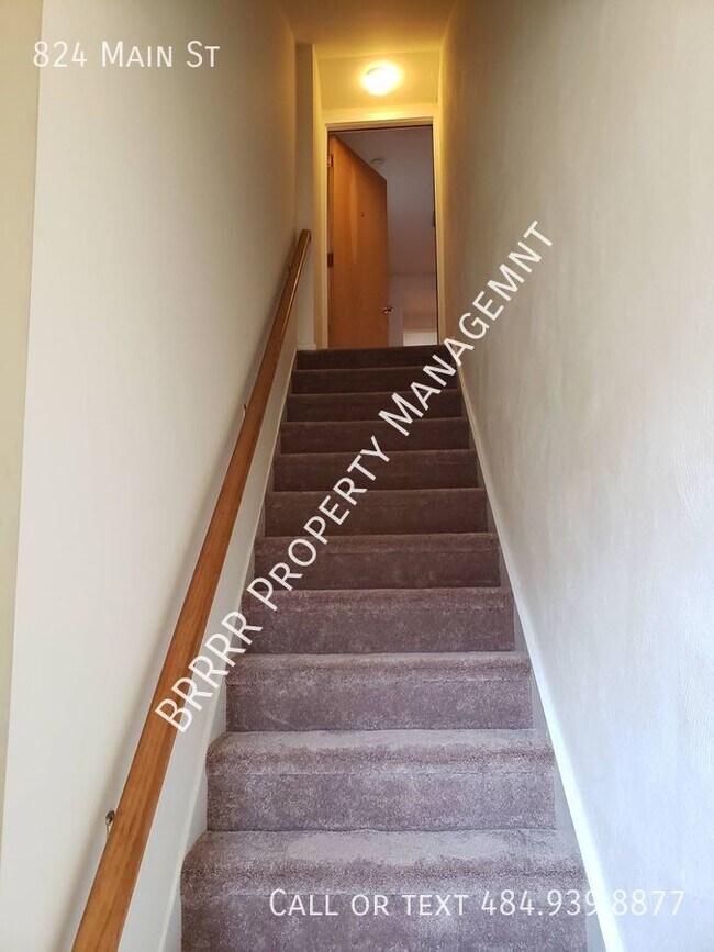 Building Photo - 2 Bedroom apartment, on Main St in Bethleh...