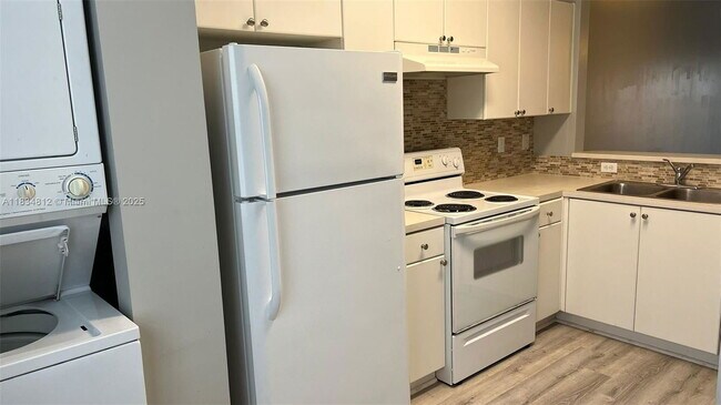 Foto del edificio - 2317 SE 24th Ave