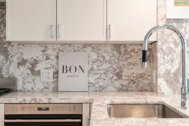 Foto del edificio - 875 California St