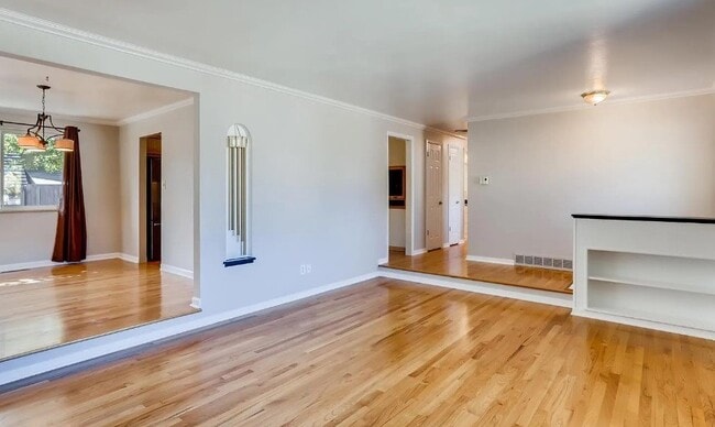 Building Photo - 6722 W 67th Ave