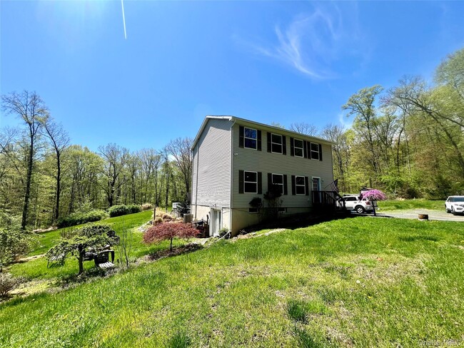 Building Photo - 3222 New Prospect Road