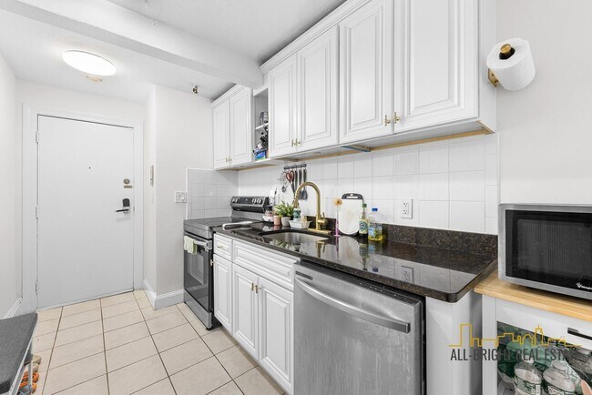 Foto del edificio - Awesome location one bedroom in Allston