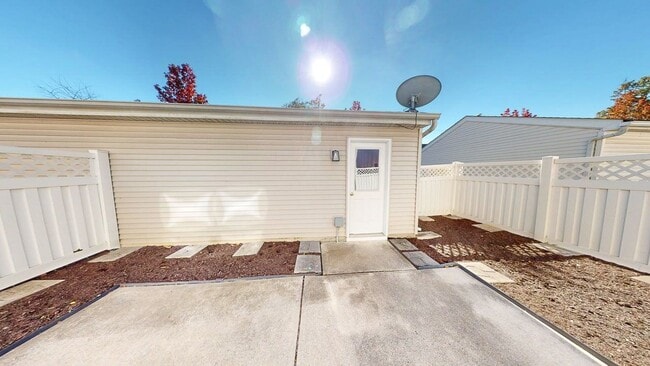 Foto del edificio - 3733 Gibbstone Dr