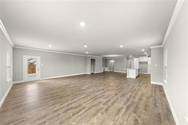 Foto del edificio - 304 Community Dr