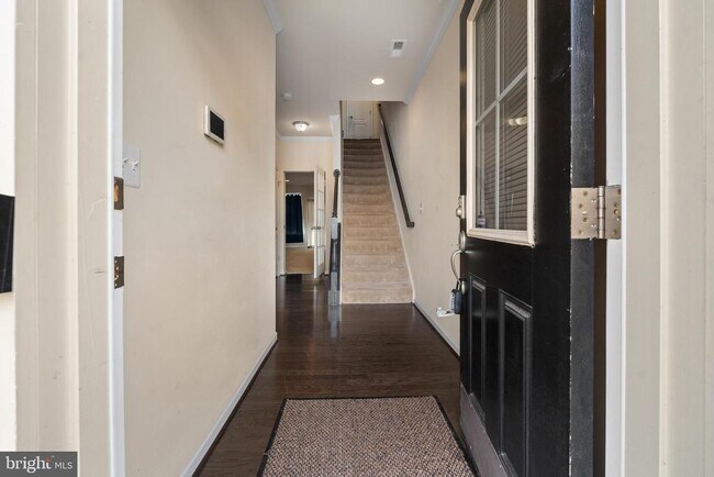 Foto del edificio - 829 Jarrett Ln