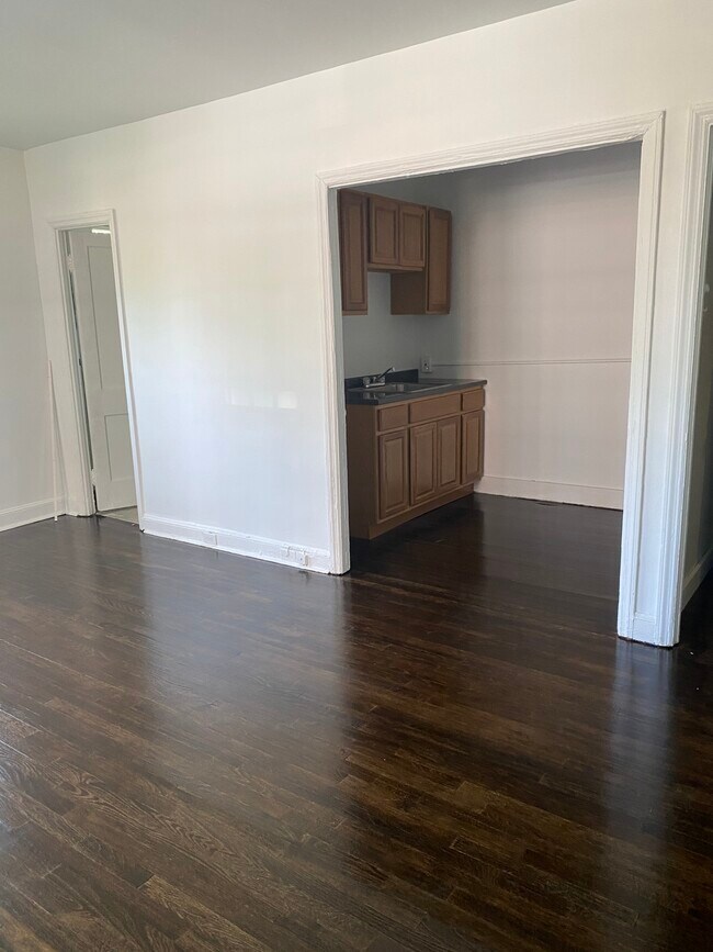 25 Sanford Pl Unit A9, Bridgeport, CT 06604 Apartments in Bridgeport, CT