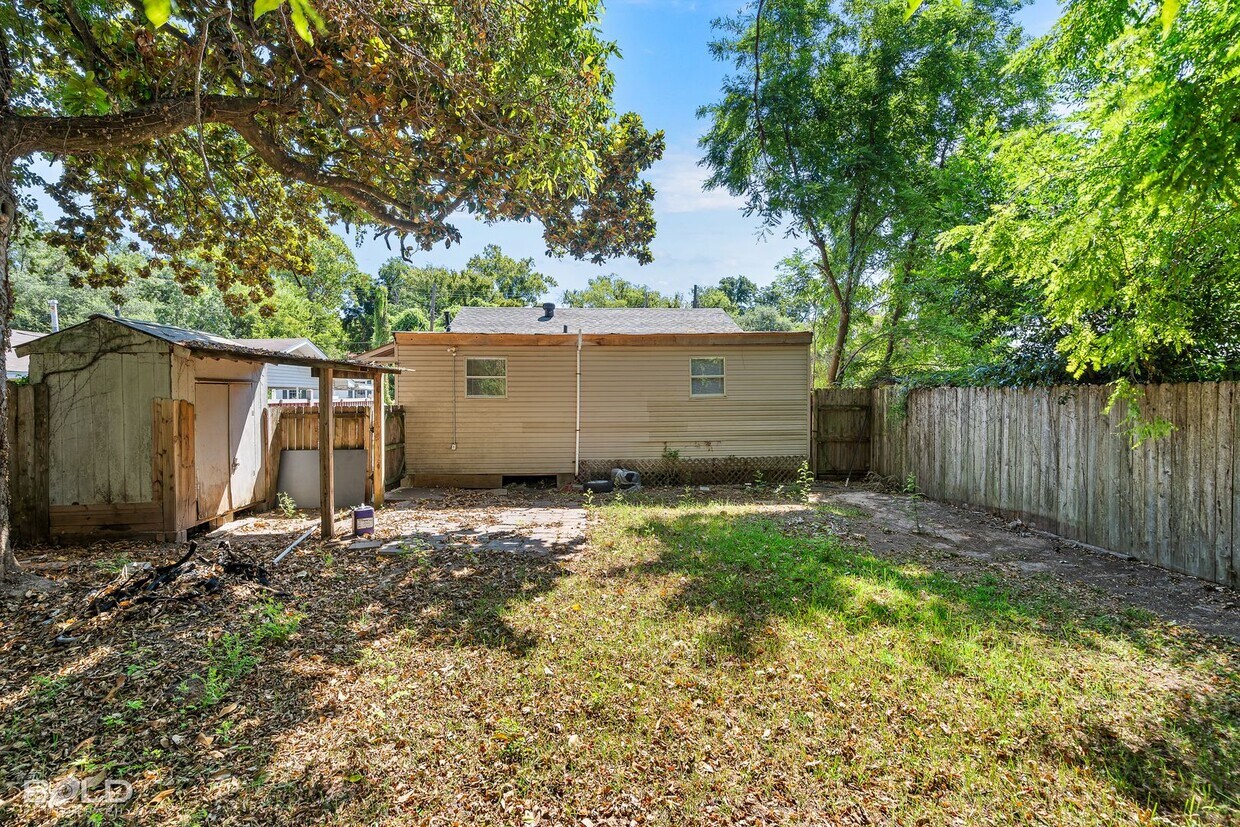 Primary Photo - 3 Bedroom 2 Bath