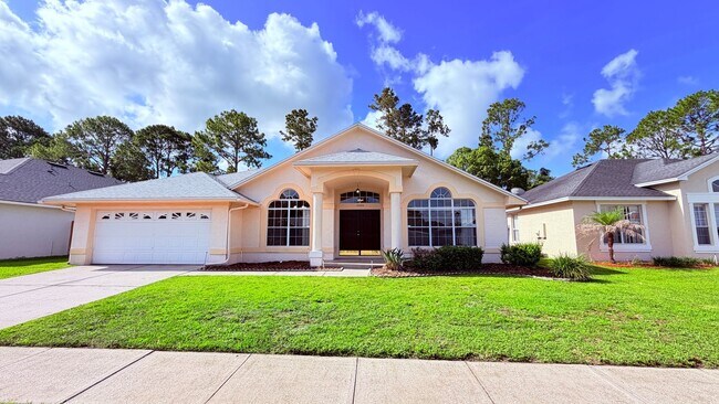 Foto del edificio - Beautiful, 4 Bedroom, 3 Bathroom Home!!