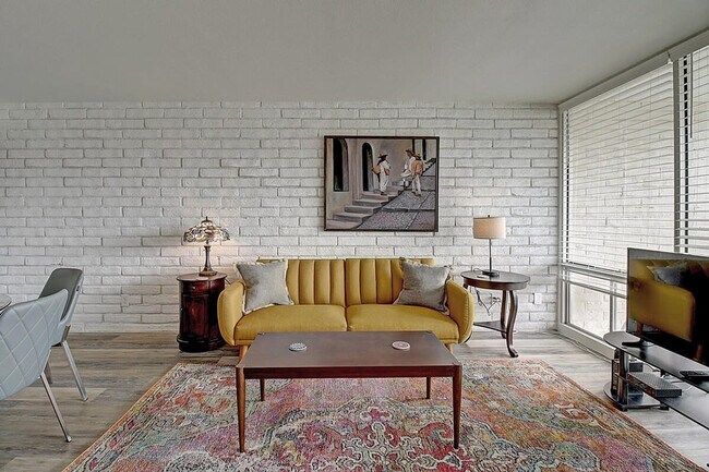 Foto del edificio - 1421 Eleventh St