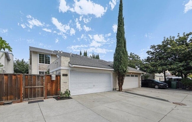 Building Photo - 1040 N Capitol Ave