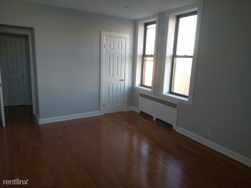 Building Photo - 2 br, 1 bath Apartment - 85 Bristol Street