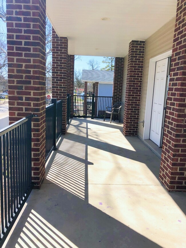 Patio - 1554 4th St
