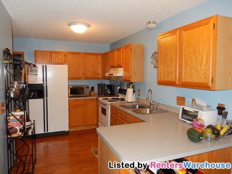 Building Photo - 5985 Wedgewood Ln N