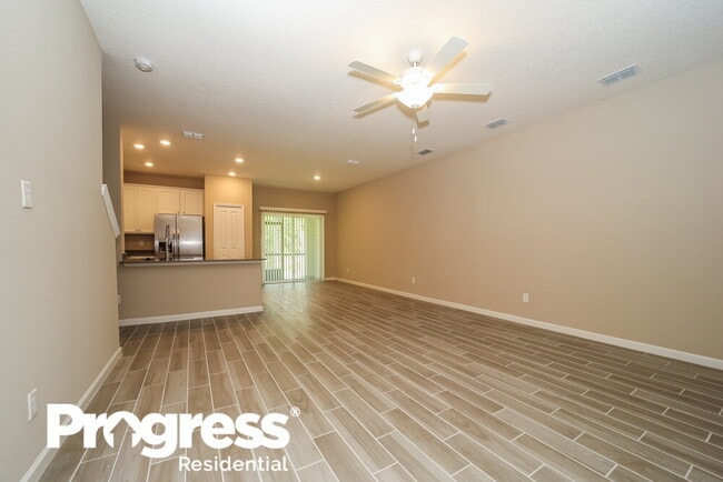 Building Photo - 631 Cherry Ridge Dr