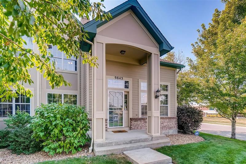 9843 E Hawaii Pl, Aurora, CO House for Rent in Denver, CO