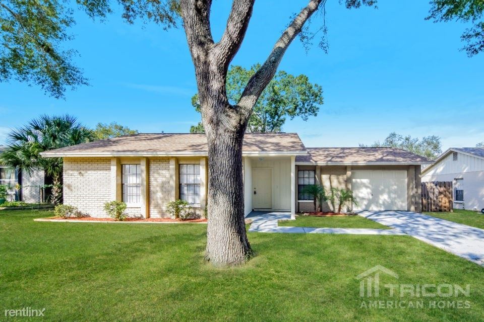 2704 Manor Hill Dr, Brandon, FL 33511 House Rental in Brandon, FL